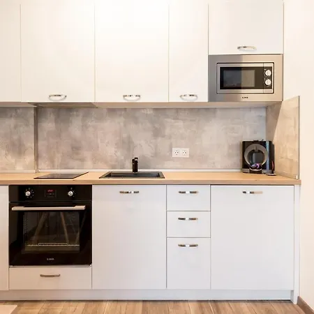 1-bedroom Flat In Azur Premium